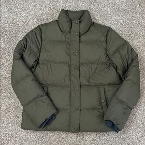 Patagonia Women’s Silent Down Jacket